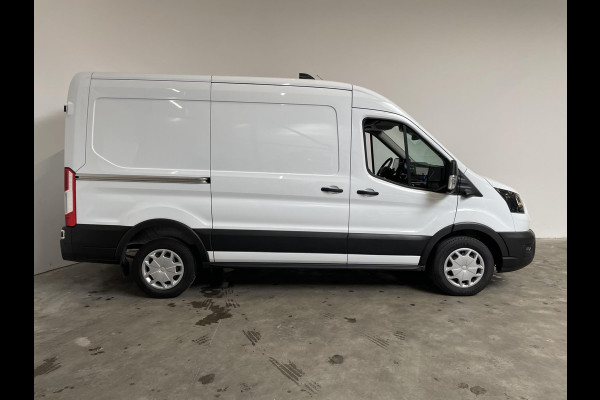 Ford Transit 130pk Automaat L2H2 Navi Camera Trekhaak Cruise control ACC Airco
