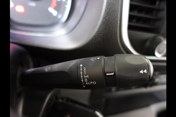Opel Vivaro 102pk L3H1 Edition Dubbele Cabine 6persoons Navigatie Trekhaak Airco Cruise control