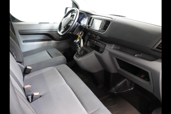 Opel Vivaro 102pk L3H1 Edition Dubbele Cabine 6persoons Navigatie Trekhaak Airco Cruise control