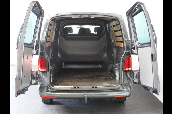 Volkswagen Transporter 2.0 TDI L2H1 28 Dubbele Cabine Highline Automaat Airco Cruise Control adaptief Parkeersensoren Trekhaak