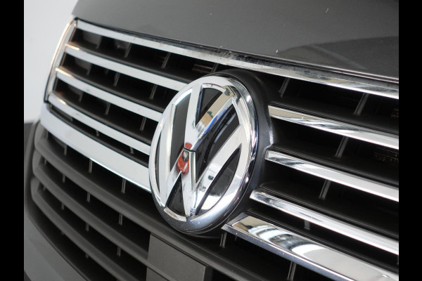 Volkswagen Transporter 2.0 TDI L2H1 28 Dubbele Cabine Highline Automaat Airco Cruise Control adaptief Parkeersensoren Trekhaak