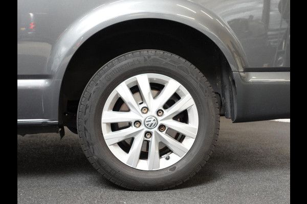 Volkswagen Transporter 2.0 TDI L2H1 28 Dubbele Cabine Highline Automaat Airco Cruise Control adaptief Parkeersensoren Trekhaak