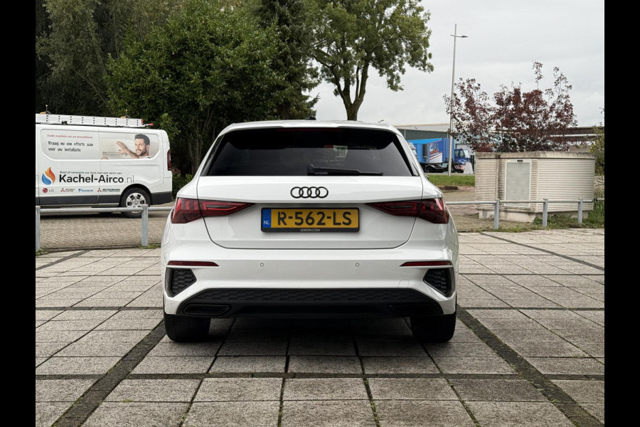 Audi A3 Sportback Aut. 30 TFSI S-Line | Navi | Virtual Cockpit | LED | Audi A3 Sportback Aut. 30 TFSI S-Line | Navi | Virtual Cockpit | LED |
