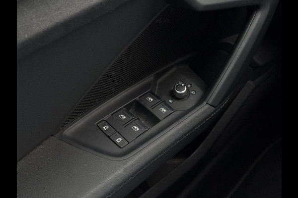 Audi A3 Sportback Aut. 30 TFSI S-Line | Navi | Virtual Cockpit | LED | Audi A3 Sportback Aut. 30 TFSI S-Line | Navi | Virtual Cockpit | LED |