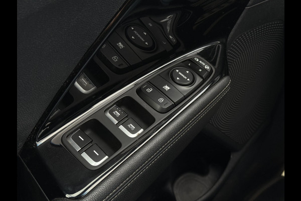 Kia Niro 1.6 GDi Hybrid DynamicPlusLine | Leder | Xenon | Stuur Verw. | Kia Niro 1.6 GDi Hybrid DynamicPlusLine | Leder | Xenon | Stuur Verw. |