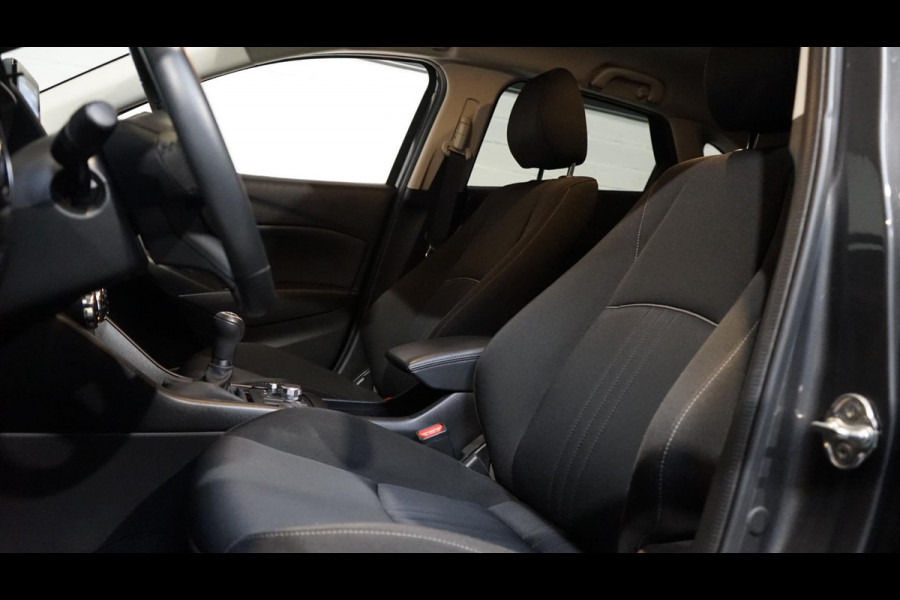 Mazda CX-3 2.0 SkyActiv-G 121 Sportive CLIMA-CRUISE-DAB-NAVIGATIE-PARKEERSENSOREN-STOELVERWARMING-XENON Mazda CX-3 2.0 SkyActiv-G 121 Sportive CLIMA-CRUISE-DAB-NAVIGATIE-PARKEERSENSOREN-STOELVERWARMING-XENON