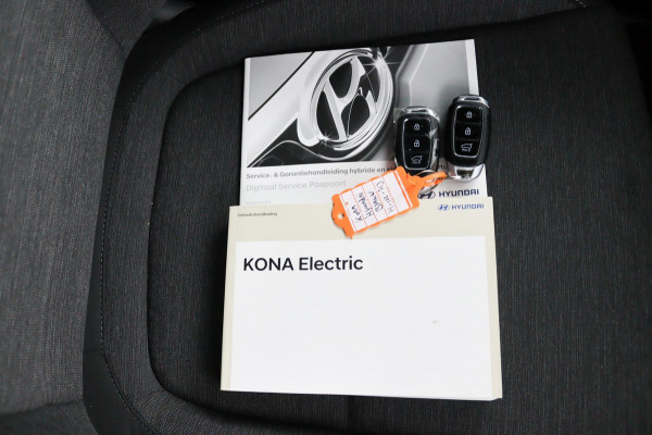 Hyundai Kona EV Fashion 64 kWh*3FASE*ACC*NAVI*ECC*CARPLAY*CAM*