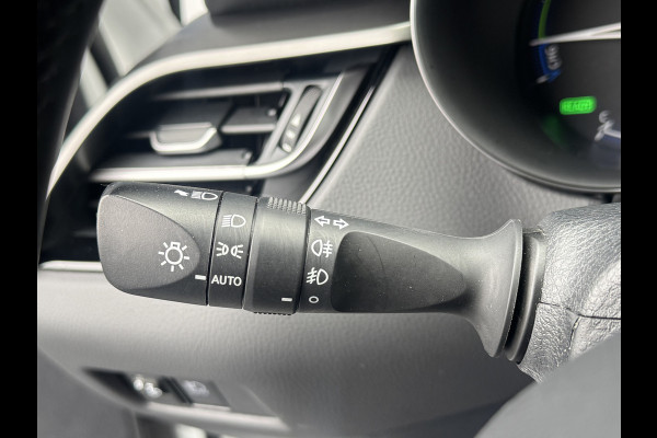 Toyota C-HR 2.0 Hybrid Bi Tone | BSM | PDC | 10 jr GARANTIE | Rijklaar!! Toyota C-HR 2.0 Hybrid Bi Tone | BSM | PDC | 10 jr GARANTIE | Rijklaar!!