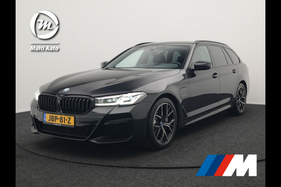 BMW 5 Serie Touring 530e M Sport Plug In Hybrid 293pk Dealer O.H PHEV | Sfeerverlichting | Lederen Sportstoelen Verwarmd | Apple Carplay | Cruise Control | Camera | Blis | Navigatie | DAB |