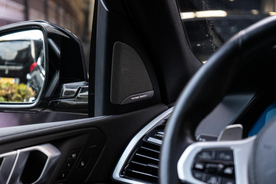 BMW X5 xDrive45e M-Sport Pano / HUD / Softclose BMW X5 xDrive45e M-Sport Pano / HUD / Softclose