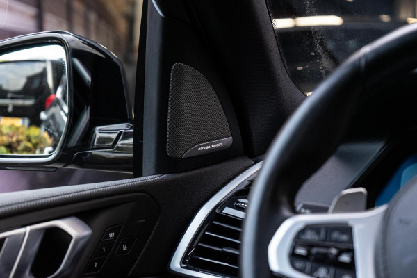 BMW X5 xDrive45e M-Sport Pano / HUD / Softclose BMW X5 xDrive45e M-Sport Pano / HUD / Softclose