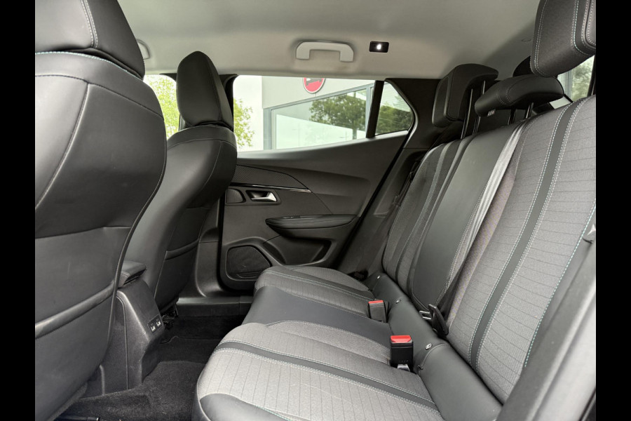 Peugeot e-2008 EV Blue Lease Allure 50 kWh | Navi | Led | Stoel Verw. |