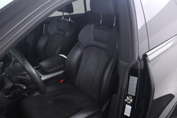 Audi Q8 55 TFSI e quattro Pro Line S alle opties behalve panorama Audi Q8 55 TFSI e quattro Pro Line S alle opties behalve panorama