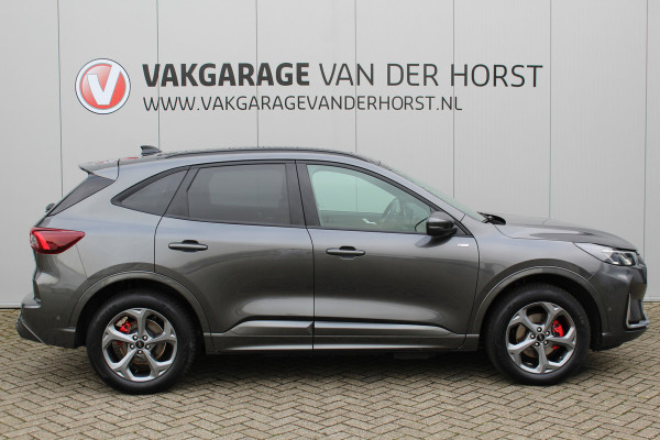Ford Kuga 2.5-243pk PHEV ST-Line X. Trekgewicht 2.100kg ! Nieuw Model ! Van €. 54.937,- voor €. 43.735,- ! Trekgewicht van 2.100kg ! Ford Kuga 2.5-243pk PHEV ST-Line X. Trekgewicht 2.100kg ! Nieuw Model ! Van €. 54.937,- voor €. 43.735,- ! Trekgewicht van 2.100kg !