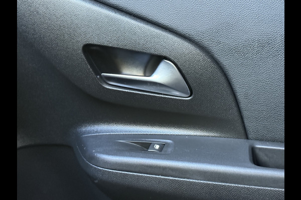 Opel CORSA-E Elegance 50 kWh | Intellilux | Stoel/Stuurverwarming | Apple Carplay