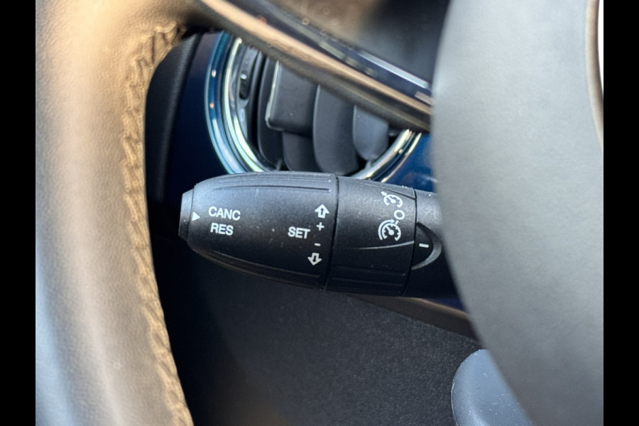 Fiat 500 1.0 Hybrid Club | Carplay/Android | Cruise control | Parkeersensoren achter Fiat 500 1.0 Hybrid Club | Carplay/Android | Cruise control | Parkeersensoren achter