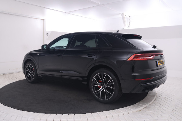 Audi Q8 55 TFSI e quattro Pro Line S alle opties behalve panorama Audi Q8 55 TFSI e quattro Pro Line S alle opties behalve panorama