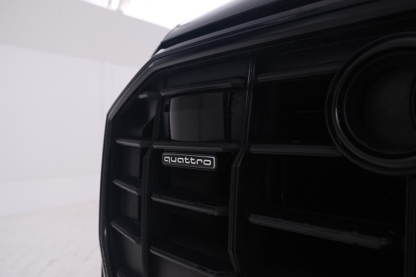 Audi Q8 55 TFSI e quattro Pro Line S alle opties behalve panorama Audi Q8 55 TFSI e quattro Pro Line S alle opties behalve panorama