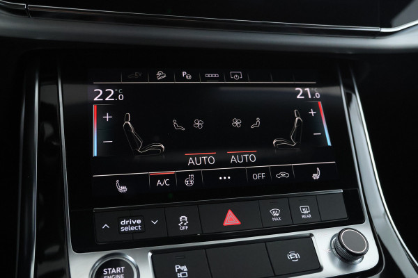 Audi Q8 55 TFSI e quattro Pro Line S alle opties behalve panorama Audi Q8 55 TFSI e quattro Pro Line S alle opties behalve panorama