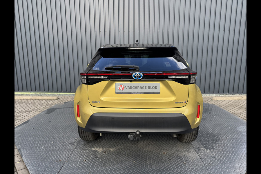 Toyota Yaris Cross 1.5 Hybrid Executive / Bi tone | Pano dak | Trekhaak | JBL | BSM | Rijklaar!!! Toyota Yaris Cross 1.5 Hybrid Executive / Bi tone | Pano dak | Trekhaak | JBL | BSM | Rijklaar!!!
