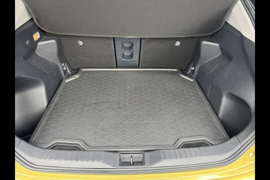 Toyota Yaris Cross 1.5 Hybrid Executive / Bi tone | Pano dak | Trekhaak | JBL | BSM | Rijklaar!!! Toyota Yaris Cross 1.5 Hybrid Executive / Bi tone | Pano dak | Trekhaak | JBL | BSM | Rijklaar!!!