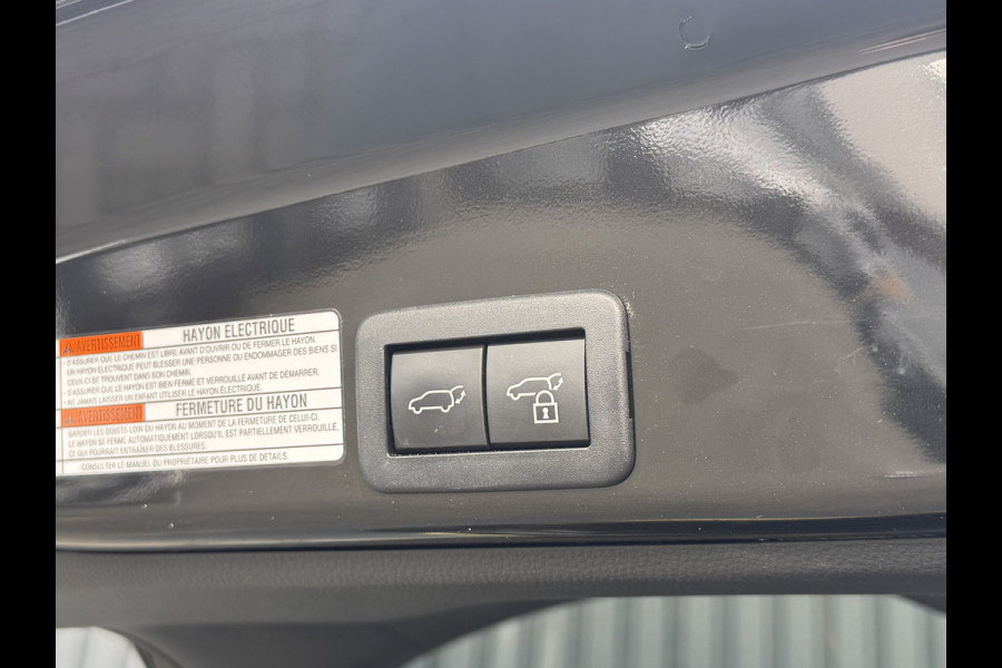 Toyota Yaris Cross 1.5 Hybrid Executive / Bi tone | Pano dak | Trekhaak | JBL | BSM | Rijklaar!!! Toyota Yaris Cross 1.5 Hybrid Executive / Bi tone | Pano dak | Trekhaak | JBL | BSM | Rijklaar!!!