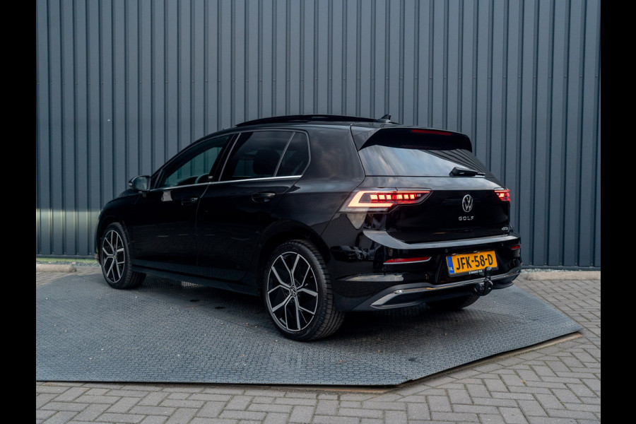 Volkswagen Golf 1.5 eTSI 50 Edition | Panodak | Stoelgeheugen | Head up | Trekhaak Elk. Wegkl. | Harman/ Kardon | Prijs Rijklaar!!