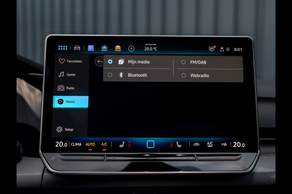 Volkswagen Golf 1.5 eTSI 50 Edition | Panodak | Stoelgeheugen | Head up | Trekhaak Elk. Wegkl. | Harman/ Kardon | Prijs Rijklaar!!