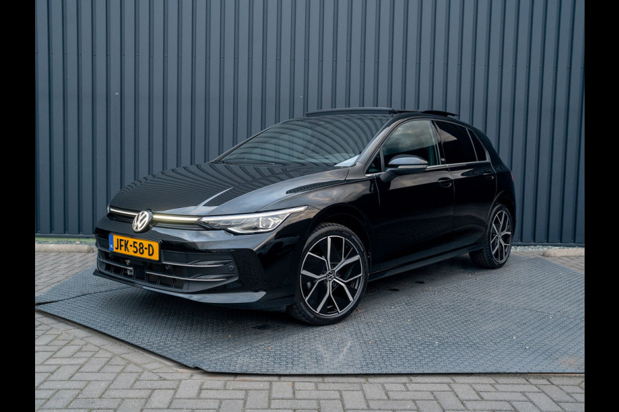 Volkswagen Golf 1.5 eTSI 50 Edition | Panodak | Stoelgeheugen | Head up | Trekhaak Elk. Wegkl. | Harman/ Kardon | Prijs Rijklaar!!