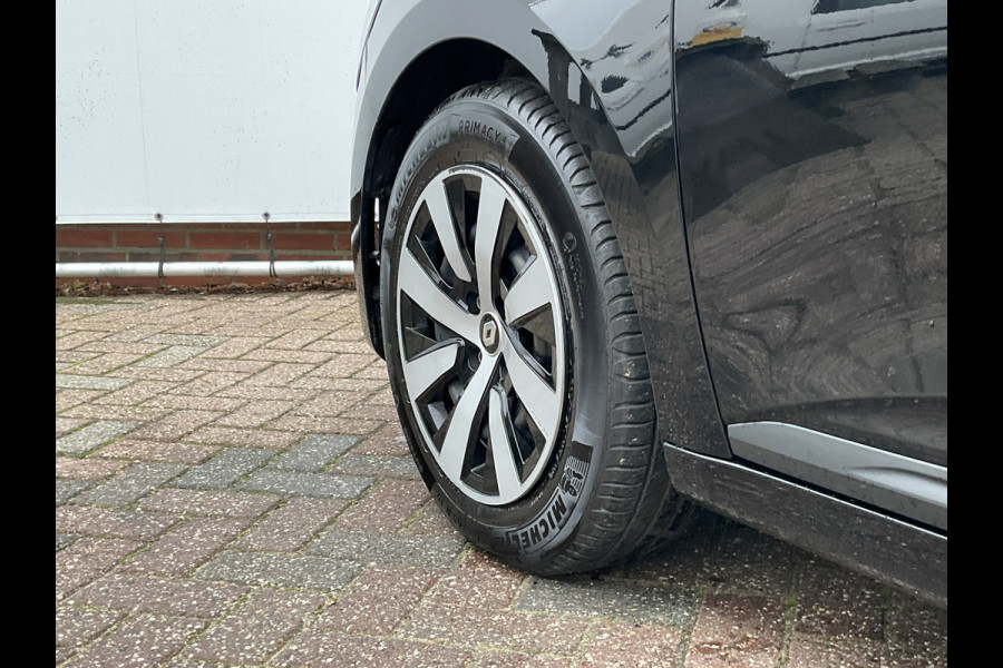 Renault Clio 1.0 TCe 90 Equilibre 1Eig Carplay Cruise DAB 5-Deurs Airco NL-Auto! Renault Clio 1.0 TCe 90 Equilibre 1Eig Carplay Cruise DAB 5-Deurs Airco NL-Auto!