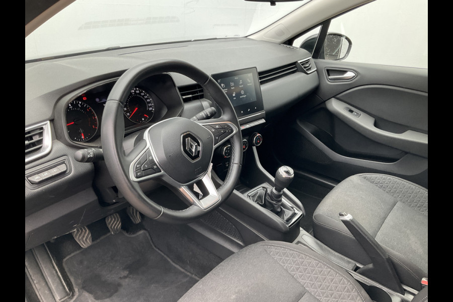Renault Clio 1.0 TCe 90 Equilibre 1Eig Carplay Cruise DAB 5-Deurs Airco NL-Auto! Renault Clio 1.0 TCe 90 Equilibre 1Eig Carplay Cruise DAB 5-Deurs Airco NL-Auto!