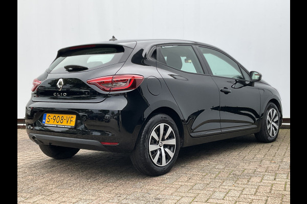 Renault Clio 1.0 TCe 90 Equilibre 1Eig Carplay Cruise DAB 5-Deurs Airco NL-Auto! Renault Clio 1.0 TCe 90 Equilibre 1Eig Carplay Cruise DAB 5-Deurs Airco NL-Auto!