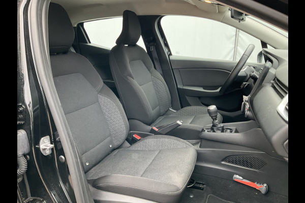 Renault Clio 1.0 TCe 90 Equilibre 1Eig Carplay Cruise DAB 5-Deurs Airco NL-Auto! Renault Clio 1.0 TCe 90 Equilibre 1Eig Carplay Cruise DAB 5-Deurs Airco NL-Auto!