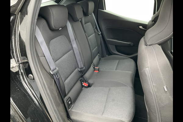 Renault Clio 1.0 TCe 90 Equilibre 1Eig Carplay Cruise DAB 5-Deurs Airco NL-Auto! Renault Clio 1.0 TCe 90 Equilibre 1Eig Carplay Cruise DAB 5-Deurs Airco NL-Auto!