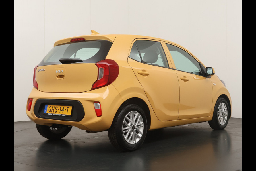 Kia Picanto 1.0 DPi DynamicLine - Cruise Control - Apple/Android Carplay - DAB - Lichtmetalen Velgen 14" - Airco - Fabrieksgarantie Tot 2031 Kia Picanto 1.0 DPi DynamicLine - Cruise Control - Apple/Android Carplay - DAB - Lichtmetalen Velgen 14" - Airco - Fabrieksgarantie Tot 2031