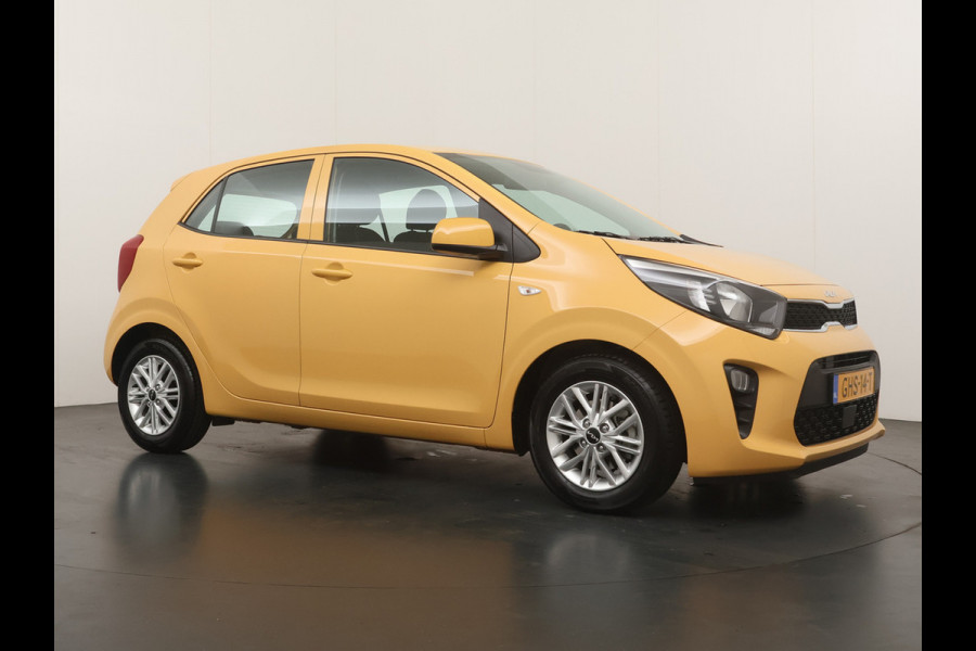 Kia Picanto 1.0 DPi DynamicLine - Cruise Control - Apple/Android Carplay - DAB - Lichtmetalen Velgen 14" - Airco - Fabrieksgarantie Tot 2031 Kia Picanto 1.0 DPi DynamicLine - Cruise Control - Apple/Android Carplay - DAB - Lichtmetalen Velgen 14" - Airco - Fabrieksgarantie Tot 2031
