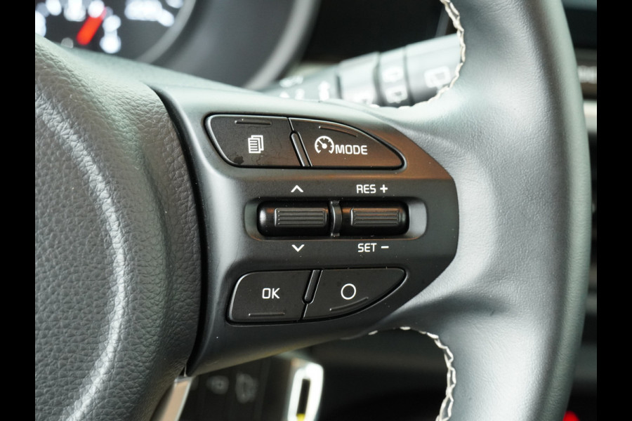 Kia Picanto 1.0 DPi DynamicLine - Cruise Control - Apple/Android Carplay - DAB - Lichtmetalen Velgen 14" - Airco - Fabrieksgarantie Tot 2031 Kia Picanto 1.0 DPi DynamicLine - Cruise Control - Apple/Android Carplay - DAB - Lichtmetalen Velgen 14" - Airco - Fabrieksgarantie Tot 2031