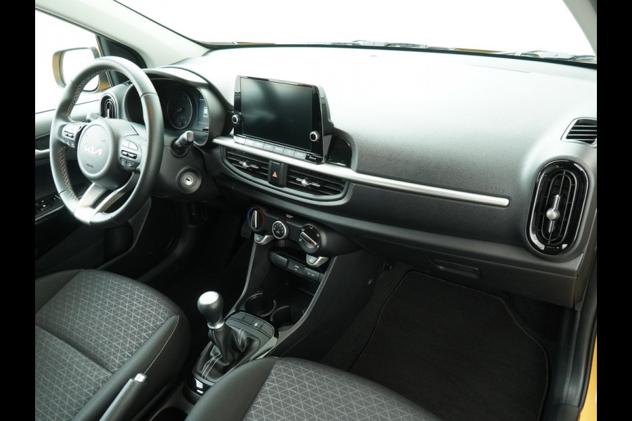 Kia Picanto 1.0 DPi DynamicLine - Cruise Control - Apple/Android Carplay - DAB - Lichtmetalen Velgen 14" - Airco - Fabrieksgarantie Tot 2031 Kia Picanto 1.0 DPi DynamicLine - Cruise Control - Apple/Android Carplay - DAB - Lichtmetalen Velgen 14" - Airco - Fabrieksgarantie Tot 2031