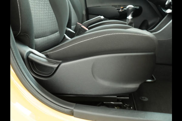 Kia Picanto 1.0 DPi DynamicLine - Cruise Control - Apple/Android Carplay - DAB - Lichtmetalen Velgen 14" - Airco - Fabrieksgarantie Tot 2031 Kia Picanto 1.0 DPi DynamicLine - Cruise Control - Apple/Android Carplay - DAB - Lichtmetalen Velgen 14" - Airco - Fabrieksgarantie Tot 2031
