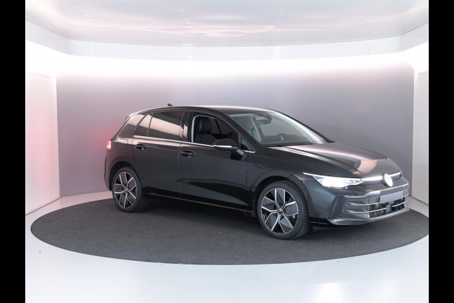 Volkswagen Golf 1.5 eHybrid Style Edition 204PK PHEV | Navigatie | Matrix koplampen | 18"LM velgen | Head up Display | Volkswagen Golf 1.5 eHybrid Style Edition 204PK PHEV | Navigatie | Matrix koplampen | 18"LM velgen | Head up Display |