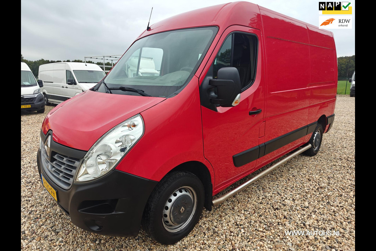 Renault Master T35 2.3 dCi L2H2 , Euro 6 , 130 PK , lage km , nette bus Renault Master T35 2.3 dCi L2H2 , Euro 6 , 130 PK , lage km , nette bus