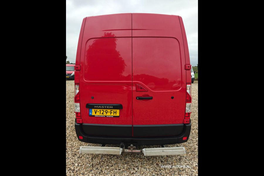 Renault Master T35 2.3 dCi L2H2 , Euro 6 , 130 PK , lage km , nette bus