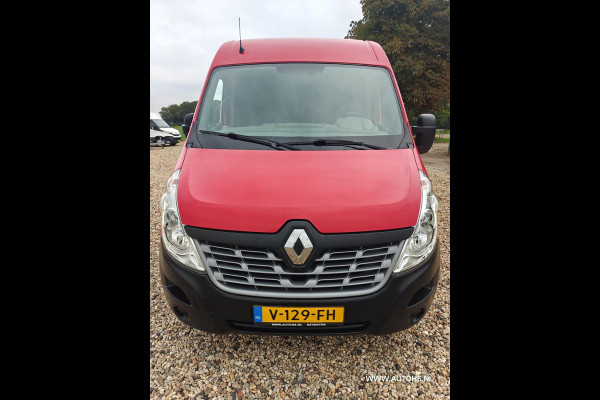 Renault Master T35 2.3 dCi L2H2 , Euro 6 , 130 PK , lage km , nette bus