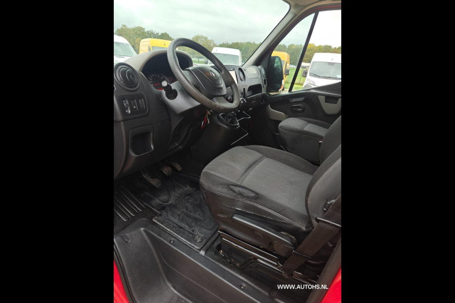 Renault Master T35 2.3 dCi L2H2 , Euro 6 , 130 PK , lage km , nette bus