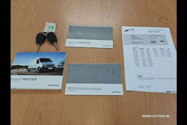 Renault Master T35 2.3 dCi L2H2 , Euro 6 , 130 PK , lage km , nette bus