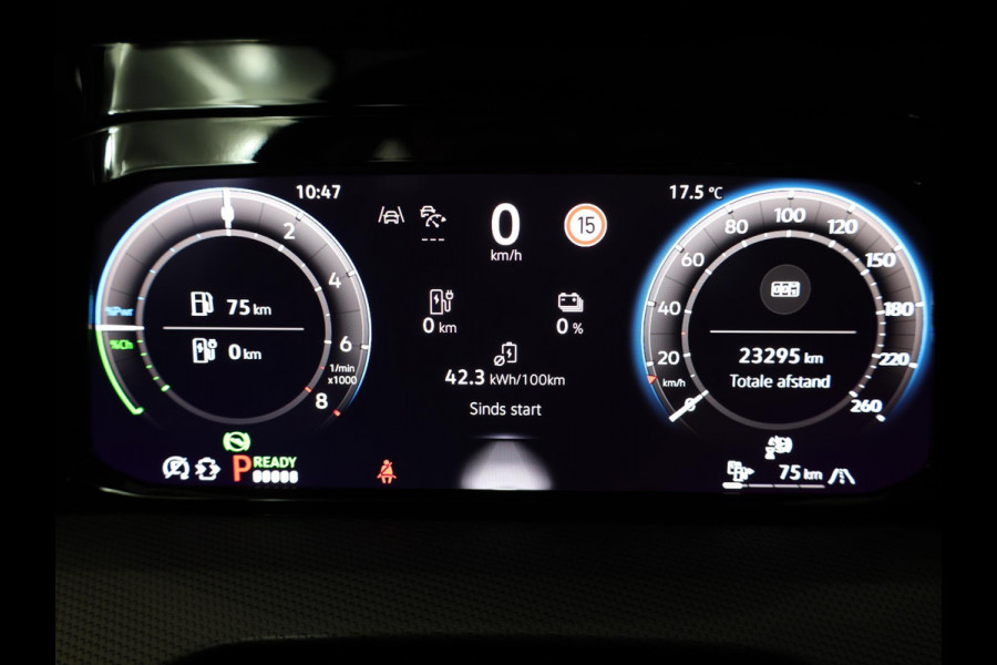 Volkswagen Golf 1.5 eHybrid Style Edition 204PK PHEV | Navigatie | Matrix koplampen | 18"LM velgen | Head up Display | Volkswagen Golf 1.5 eHybrid Style Edition 204PK PHEV | Navigatie | Matrix koplampen | 18"LM velgen | Head up Display |