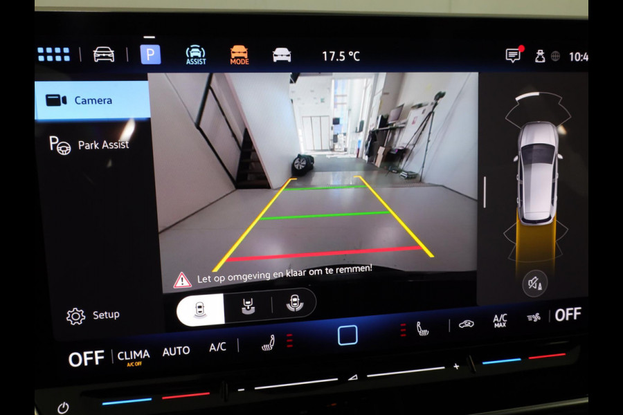 Volkswagen Golf 1.5 eHybrid Style Edition 204PK PHEV | Navigatie | Matrix koplampen | 18"LM velgen | Head up Display | Volkswagen Golf 1.5 eHybrid Style Edition 204PK PHEV | Navigatie | Matrix koplampen | 18"LM velgen | Head up Display |