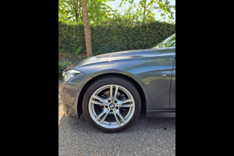 BMW 3-serie F31 M Sport Pano CarPlay H&Kardon NAP GARANTIE inbeg. Pre LCI Leder TOP STAAT Lease Inruil Mog.