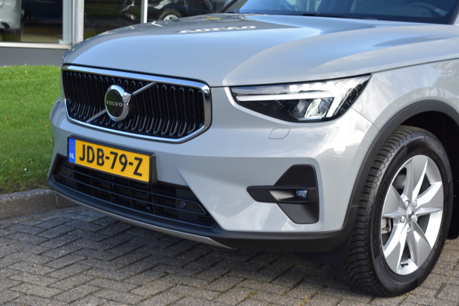 Volvo XC40 B4 211PK Automaat Core ACC | Trekhaak | Blis | All season | Camera | Stoelverwarming | Stuurverwarming Volvo XC40 B4 211PK Automaat Core ACC | Trekhaak | Blis | All season | Camera | Stoelverwarming | Stuurverwarming