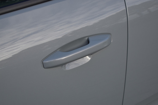 Volvo XC40 B4 211PK Automaat Core ACC | Trekhaak | Blis | All season | Camera | Stoelverwarming | Stuurverwarming Volvo XC40 B4 211PK Automaat Core ACC | Trekhaak | Blis | All season | Camera | Stoelverwarming | Stuurverwarming